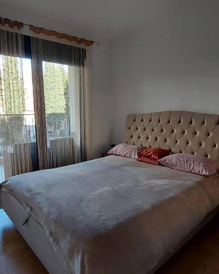 Impressive Apartment Требинье Экстерьер фото