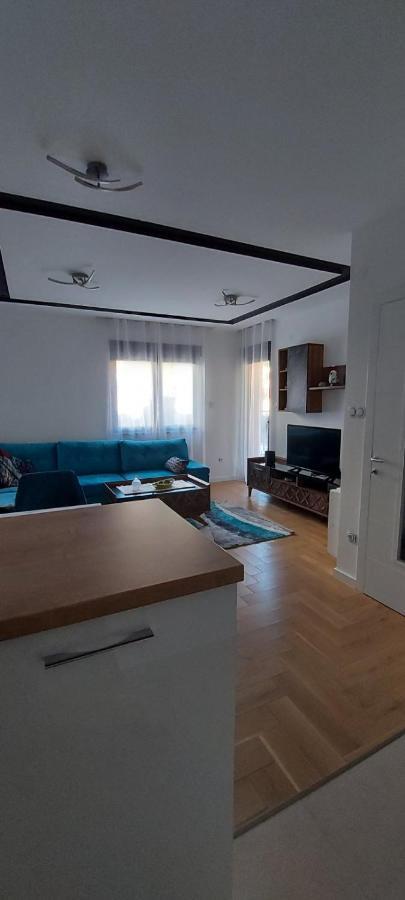 Impressive Apartment Требинье Экстерьер фото