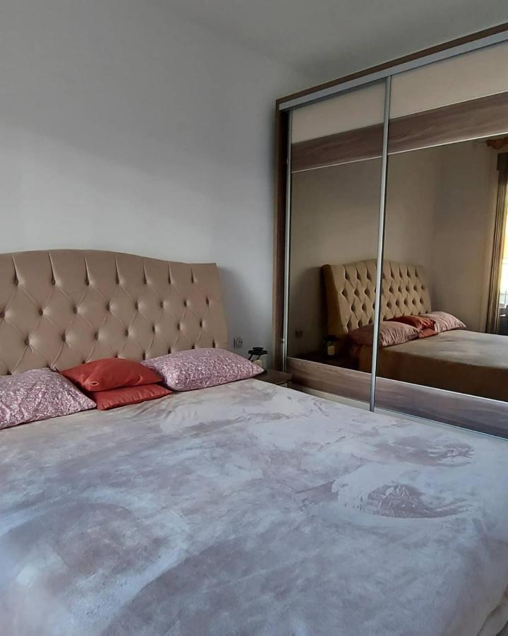 Impressive Apartment Требинье Экстерьер фото